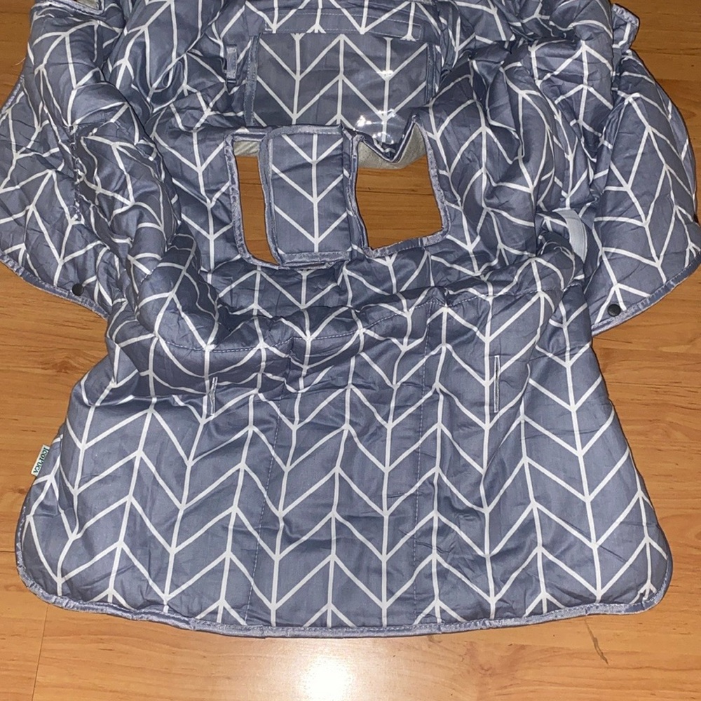IcoPUCA Gray Chevron Highchair/Shopping Cart Cover. NWOB.